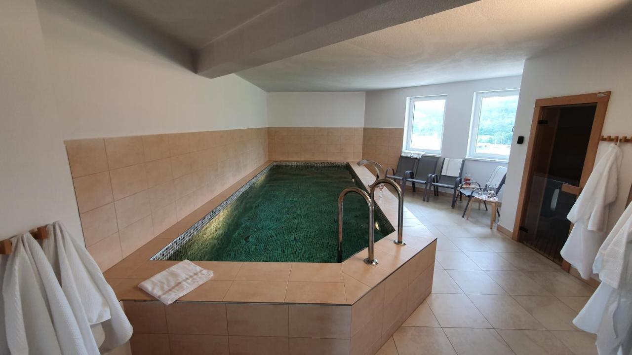 Vila Doliny Kunfalva Kültér fotó