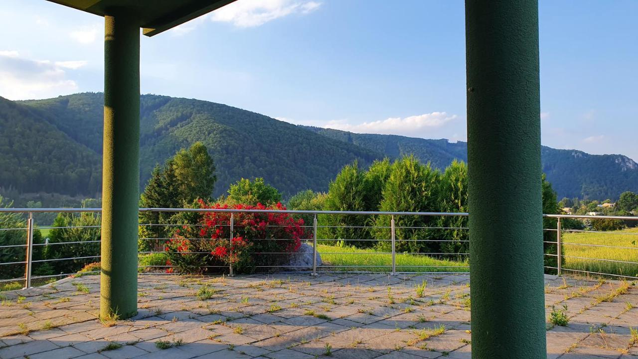 Vila Doliny Kunfalva Kültér fotó
